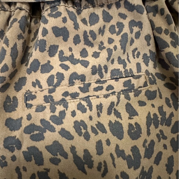 Animal Print Bag Shorts • XXL - Picture 10 of 11